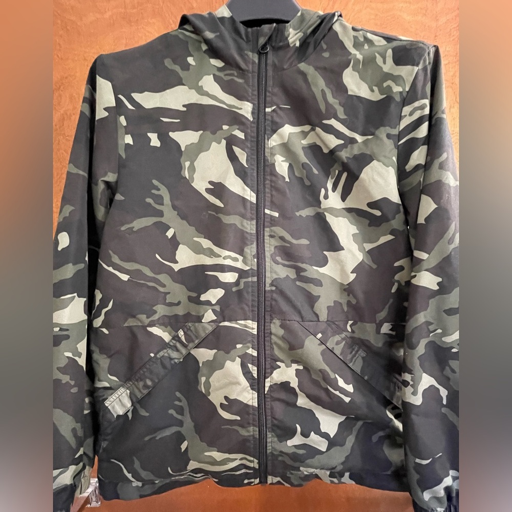 2/$10! Old Navy Kids Lined Raincoat- Camo. Size XL
